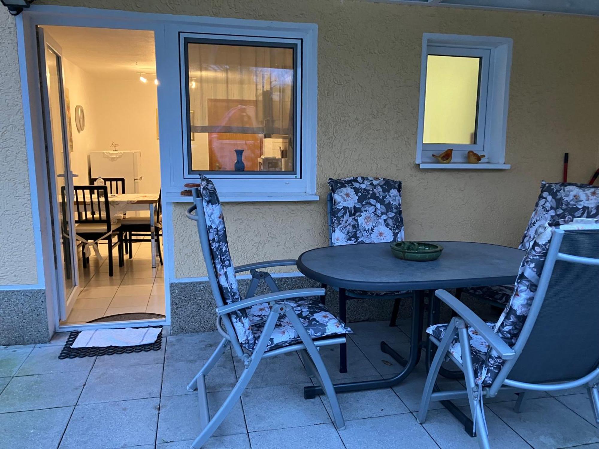 Ferienwohnung Im Gruenen Eg Mit Terrasse Herdecke Exterior photo